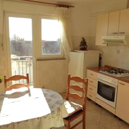 アパート In With Sea View, Terrace, Air Conditioning, Wifi 633-2 *