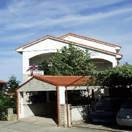 In With Sea View, Terrace, Air Conditioning, Wifi 633-2 Apartman